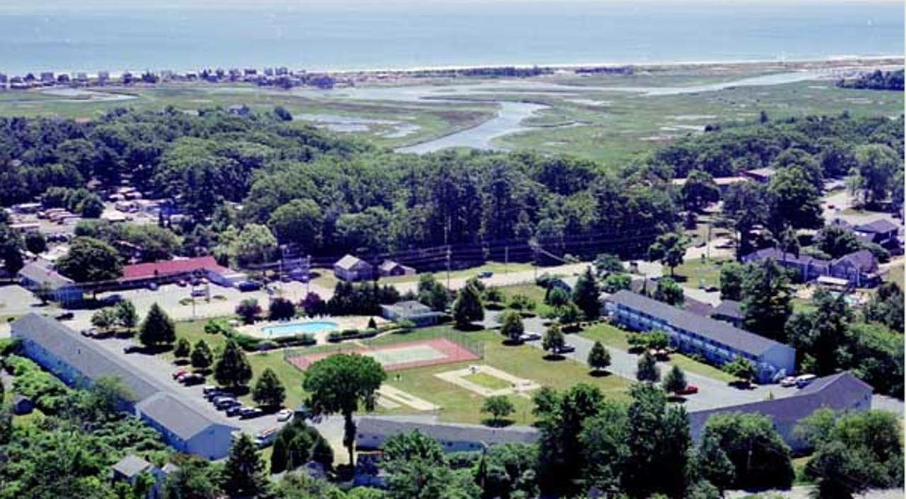 Majestic Regency Resort Wells Exterior photo