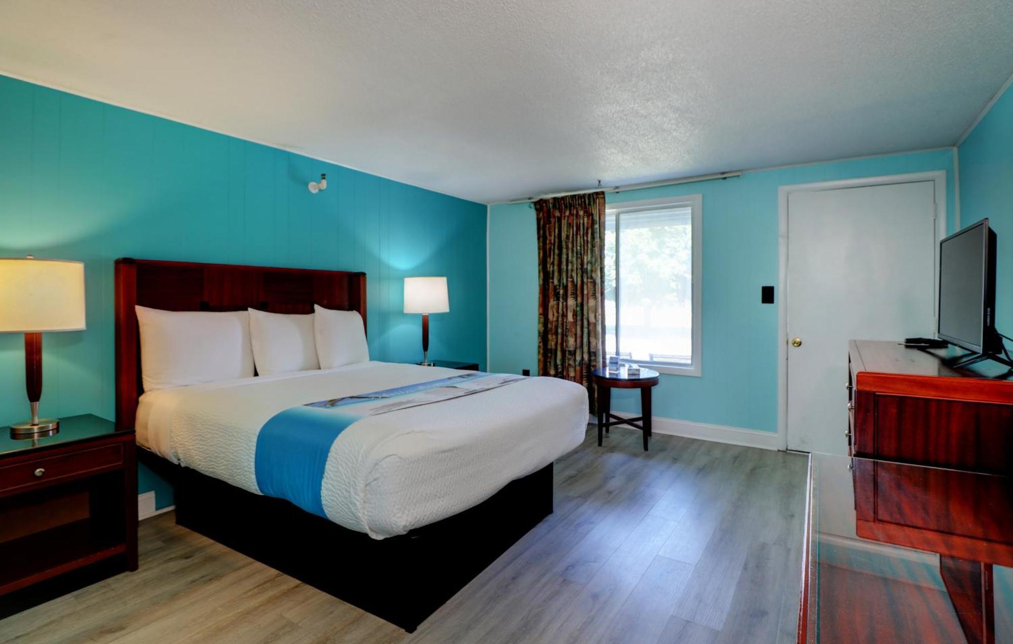 Majestic Regency Resort Wells Exterior photo