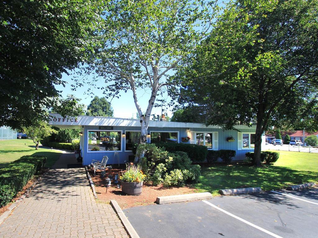 Majestic Regency Resort Wells Exterior photo